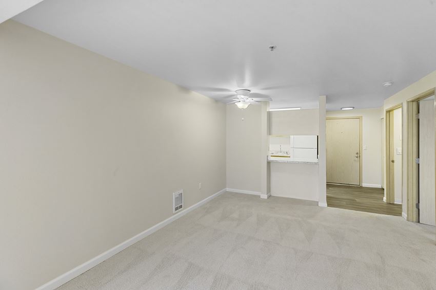 Casablanca Apartment Homes, 10710 Evergreen Way, Everett, WA RentCafe